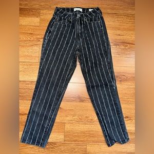 PACSUN The Salem Dark Gray White Stripe High Rise Mom Jeans Size 25